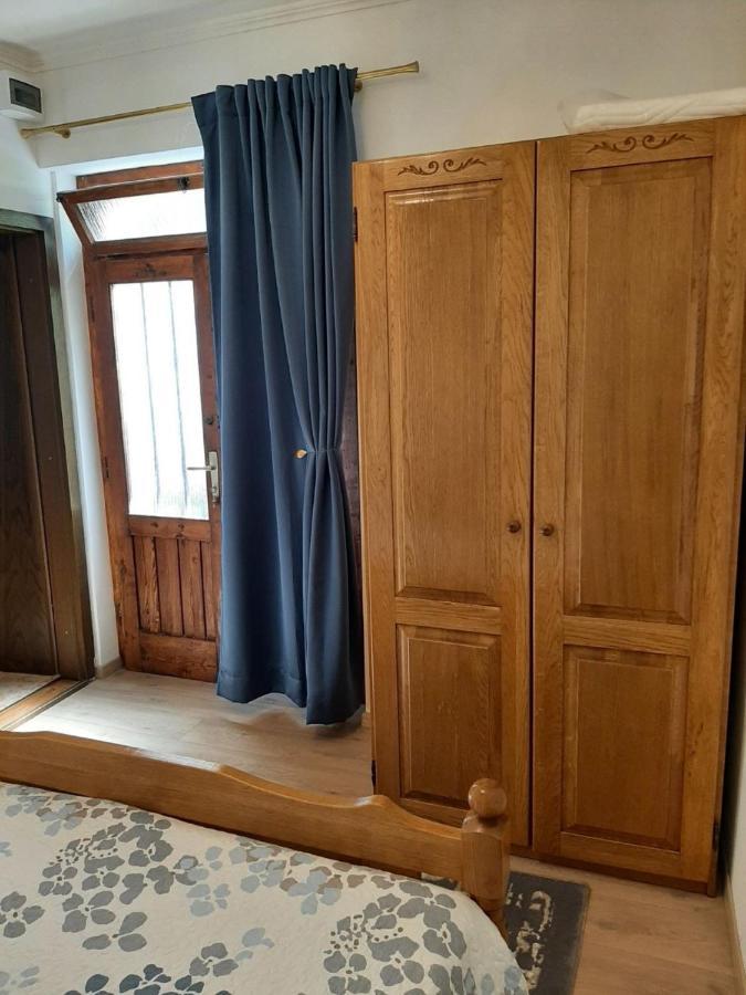 Apartmani Banina Ika Buitenkant foto